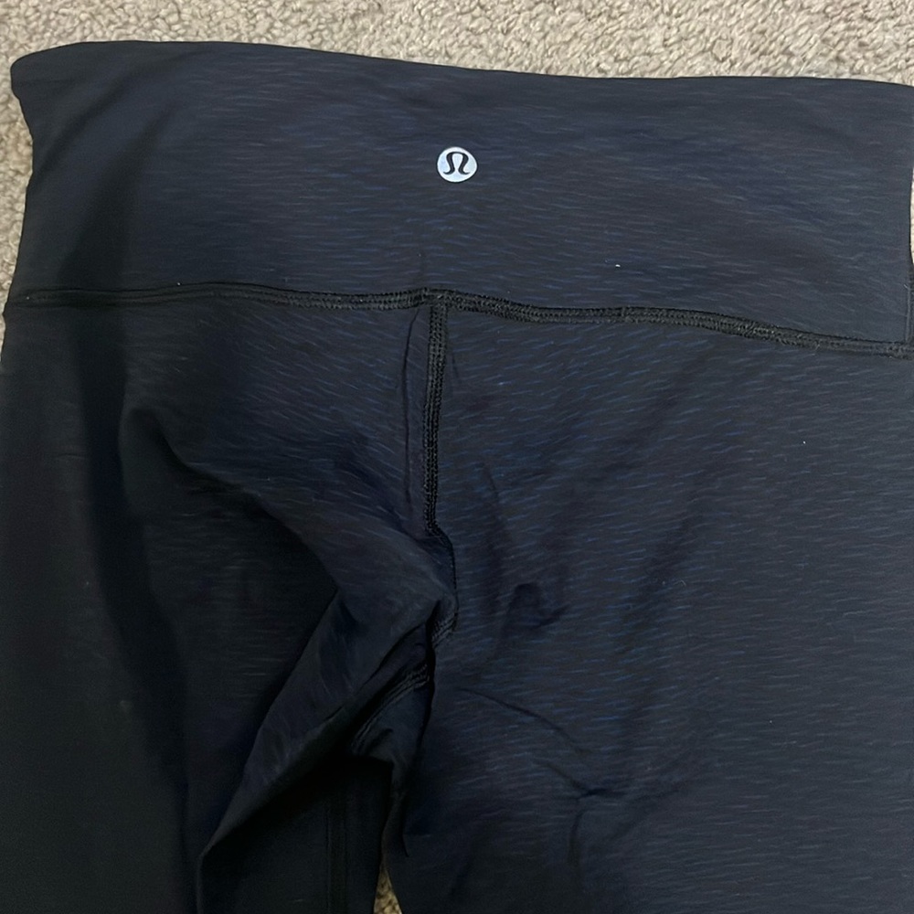 Lululemon Wunder Under leggings *Luxtreme 28”